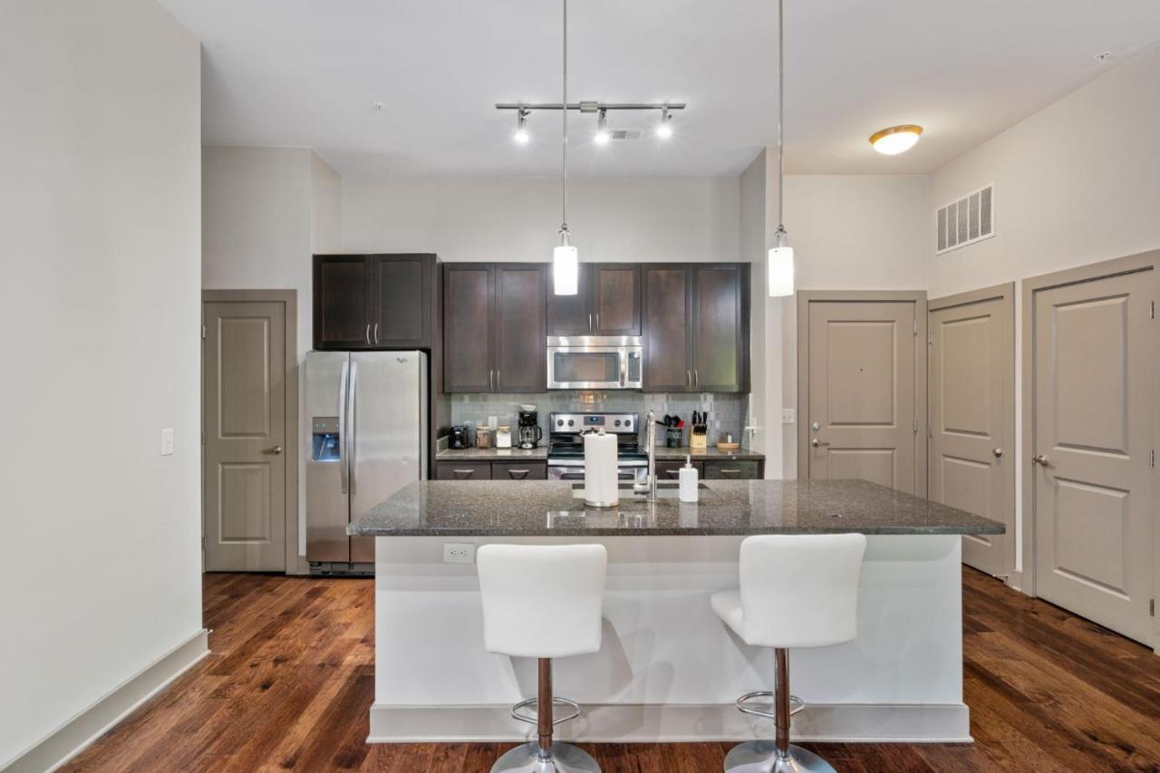 Apartamento Grand Luxury Premium Vaulted Ceilings Woodbridge Exterior foto