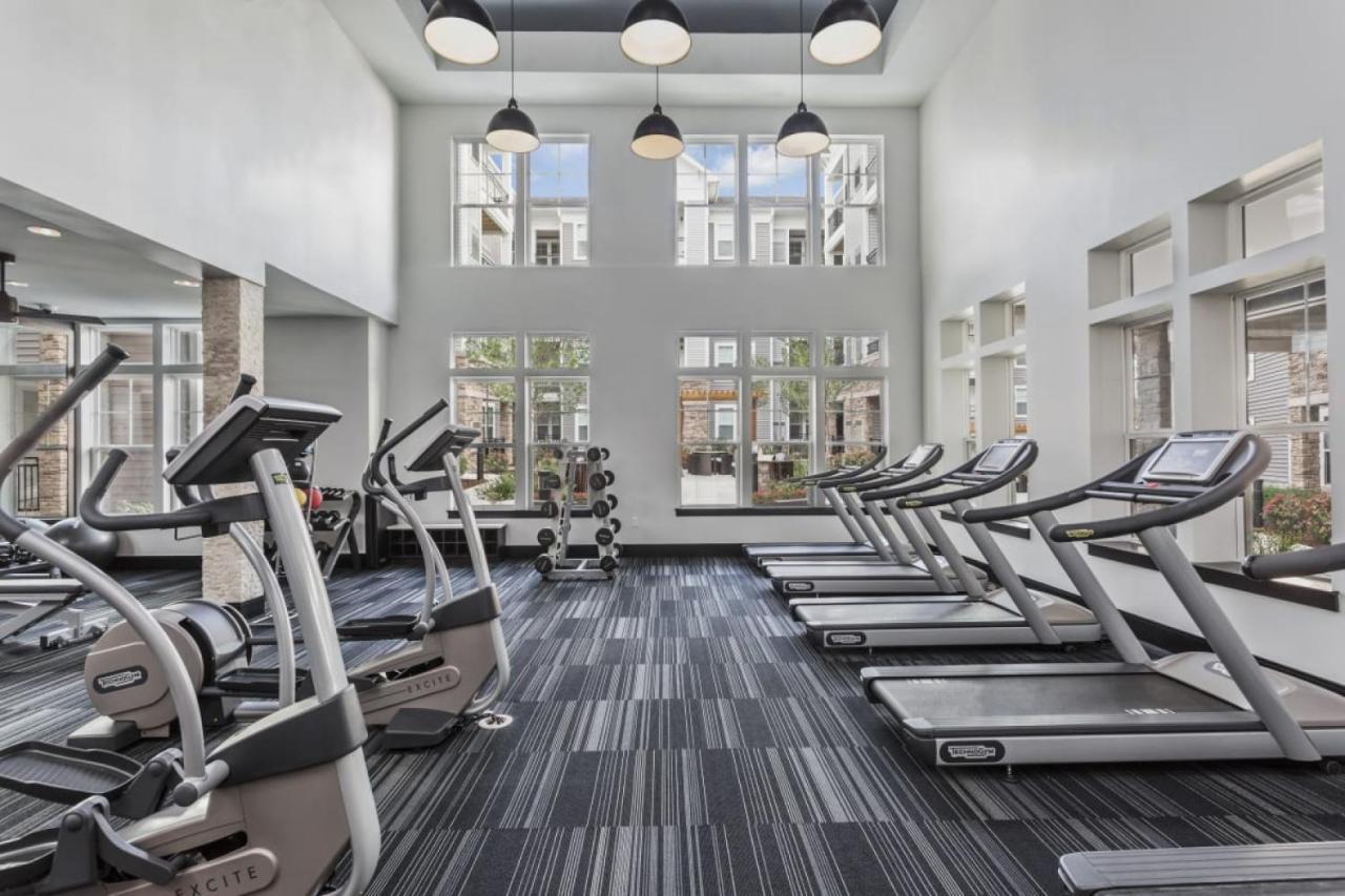 Apartamento Grand Luxury Premium Vaulted Ceilings Woodbridge Exterior foto
